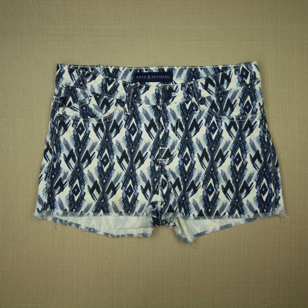 Rock & Republic White Jean Shorts with Distressed Hem